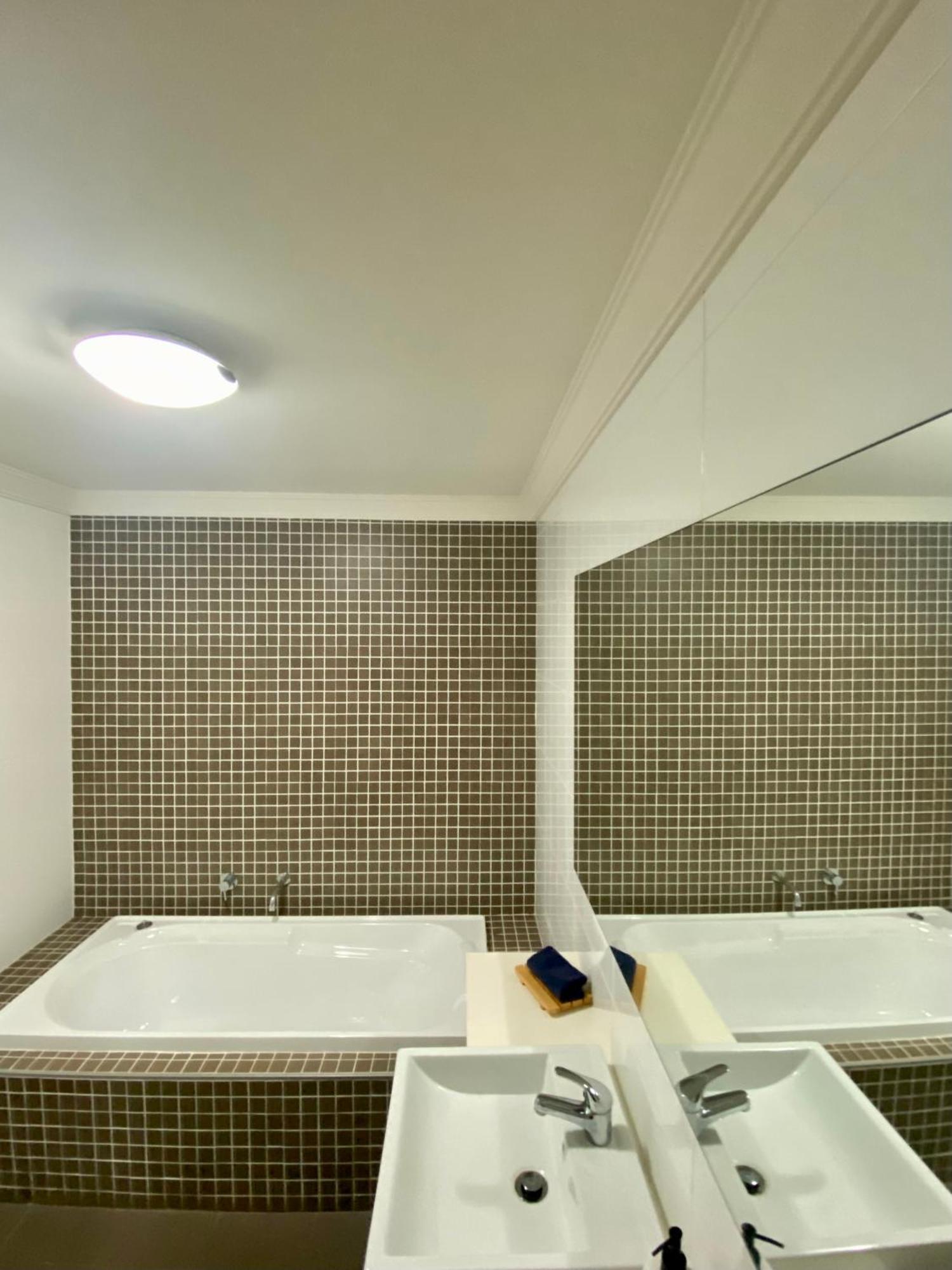 Port Denison Beach Resort Zewnętrze zdjęcie