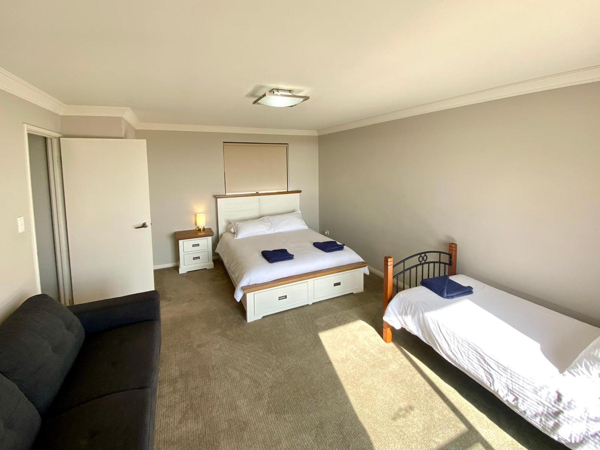 Port Denison Beach Resort Zewnętrze zdjęcie