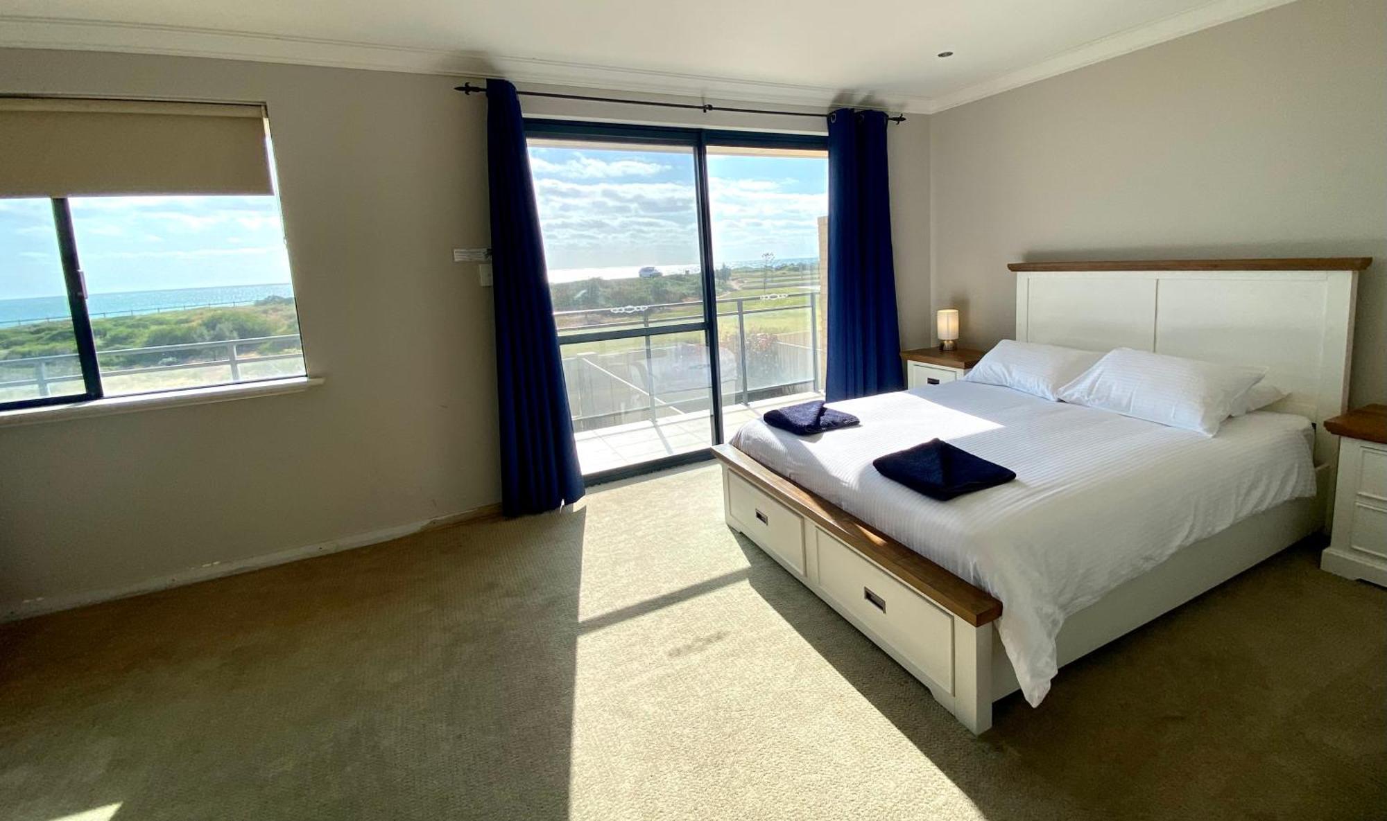 Port Denison Beach Resort Zewnętrze zdjęcie